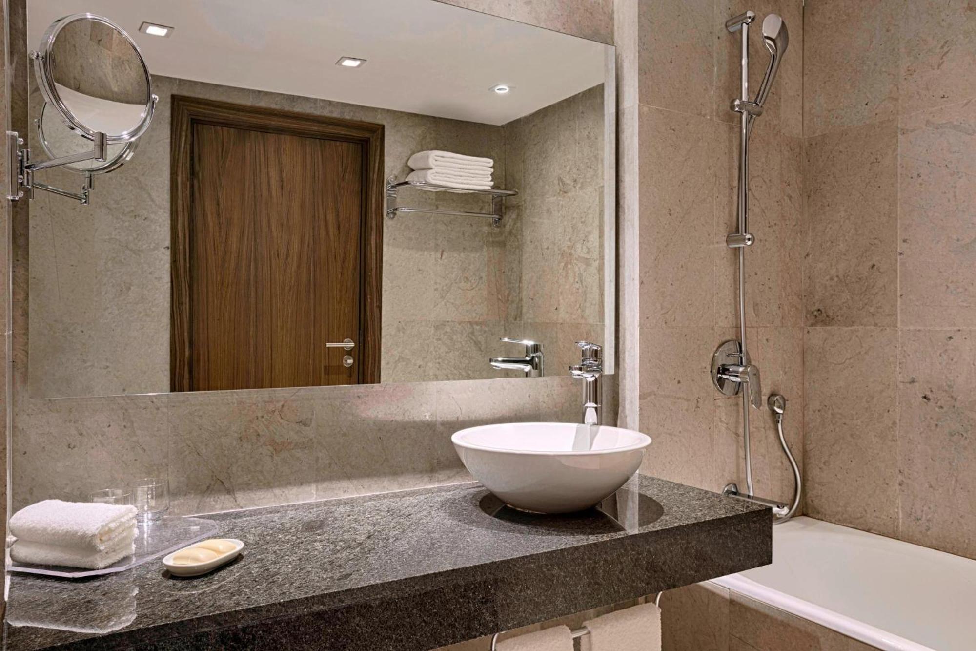 Sheraton Tunis Hotel Екстер'єр фото